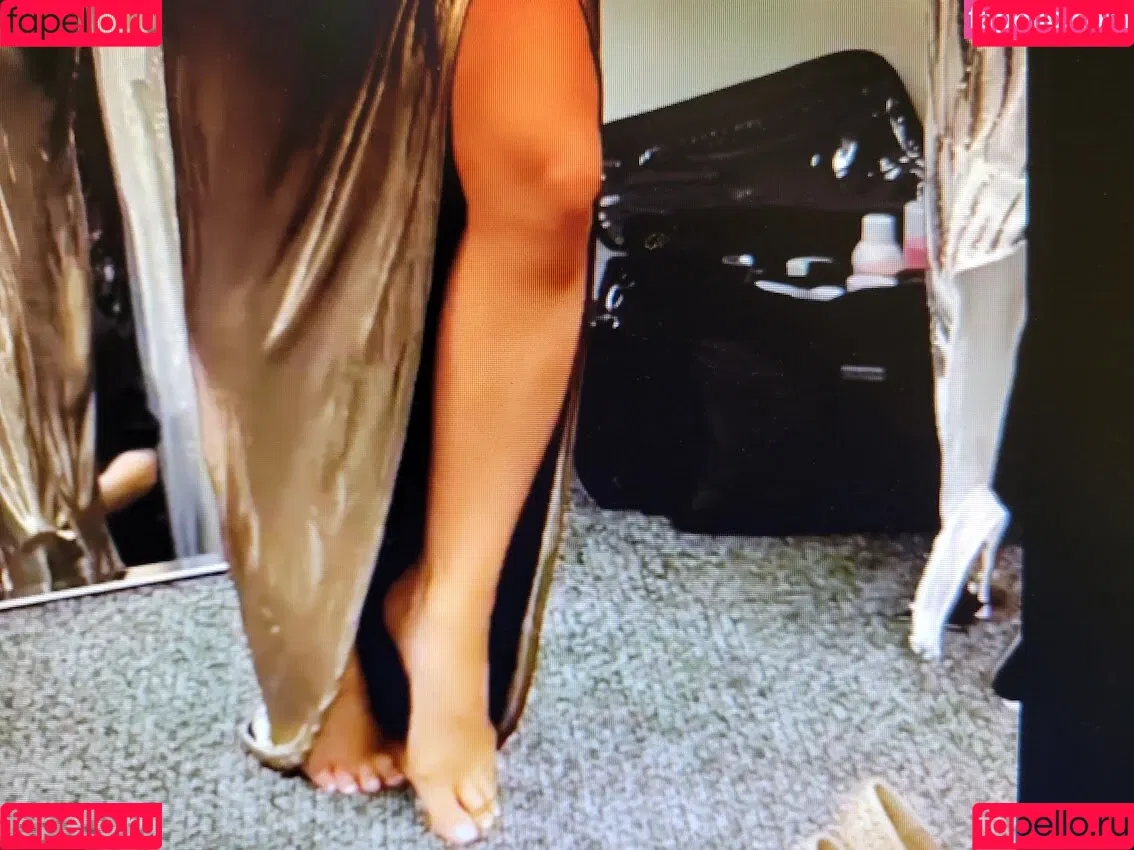 Trish Stratus Onlyfans Photo Gallery 