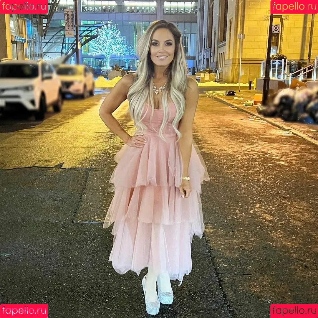 Trish Stratus Onlyfans Photo Gallery 