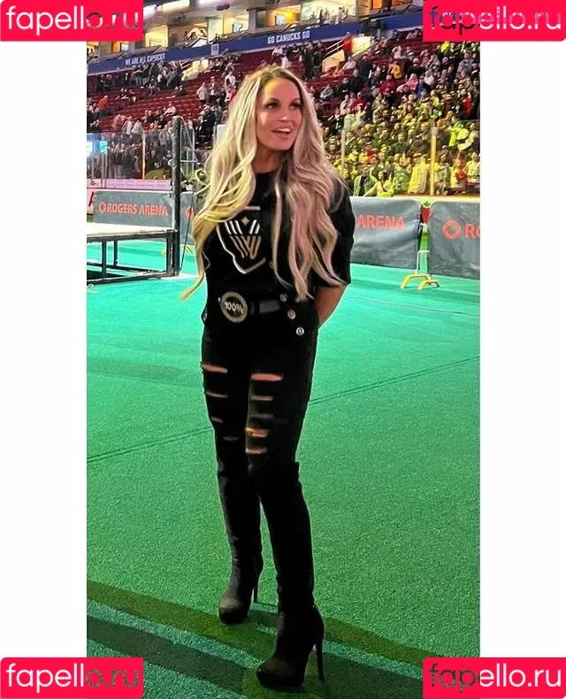 Trish Stratus Onlyfans Photo Gallery 