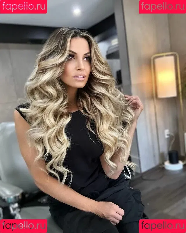 Trish Stratus Onlyfans Photo Gallery 