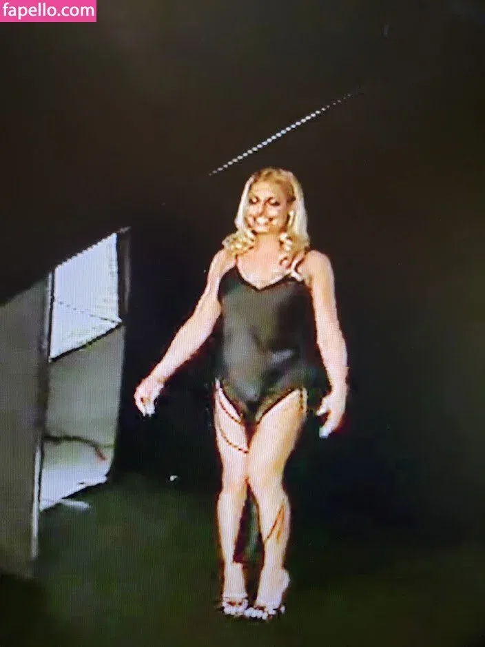 Trish Stratus Onlyfans Photo Gallery 