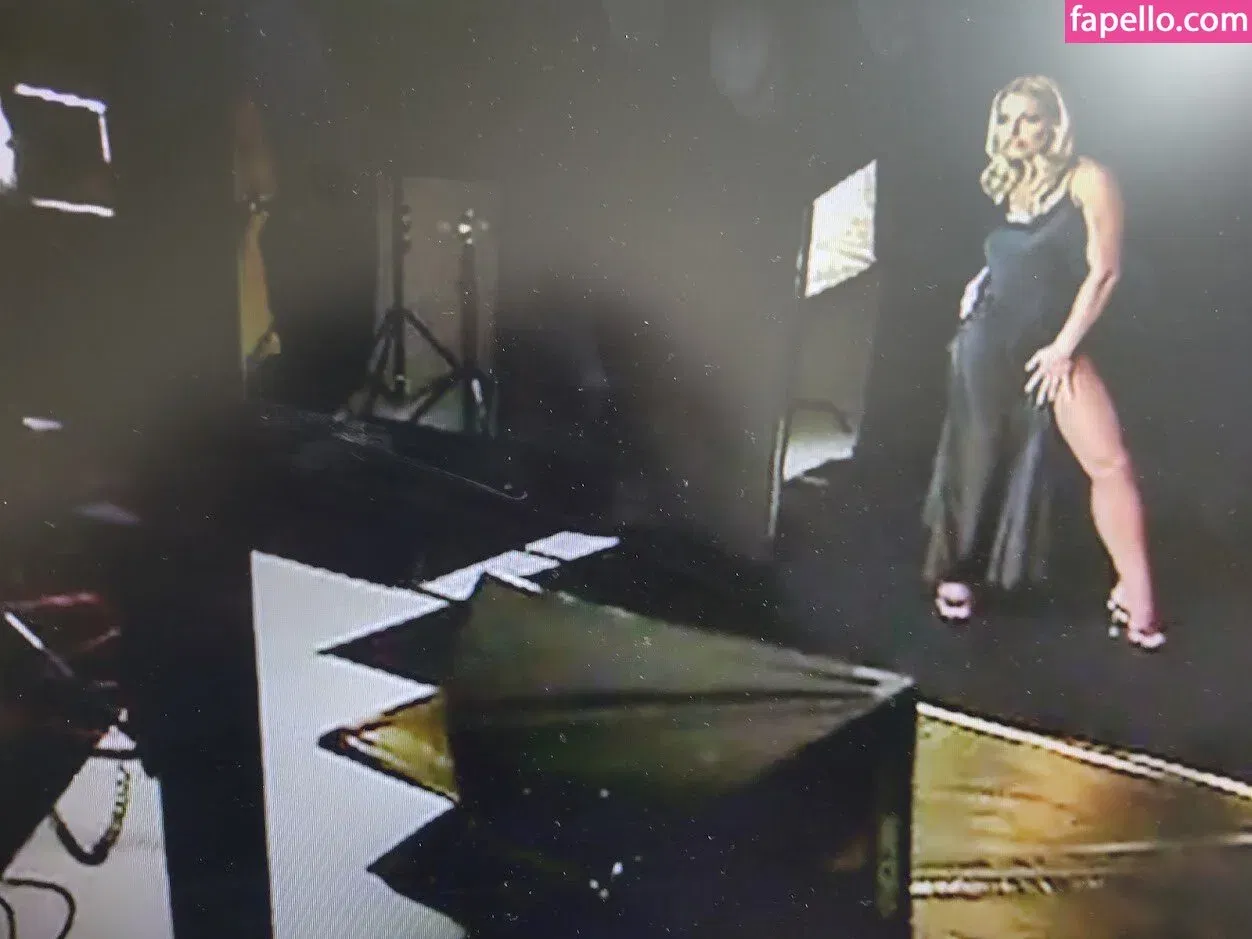 Trish Stratus Onlyfans Photo Gallery 