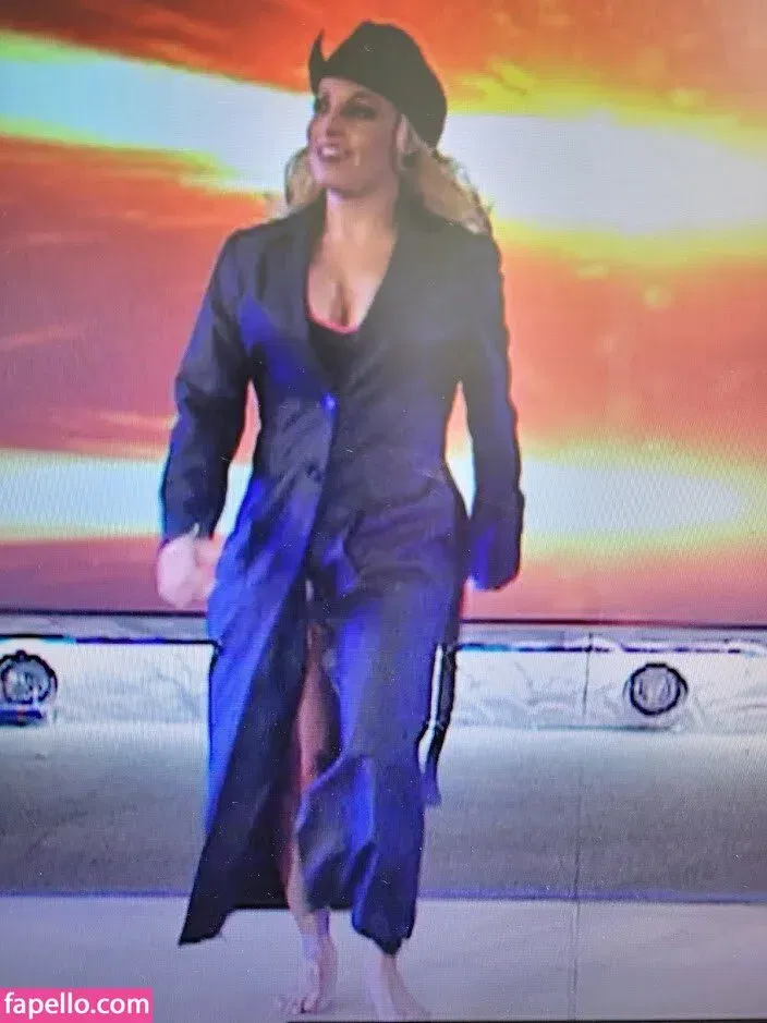 Trish Stratus Onlyfans Photo Gallery 