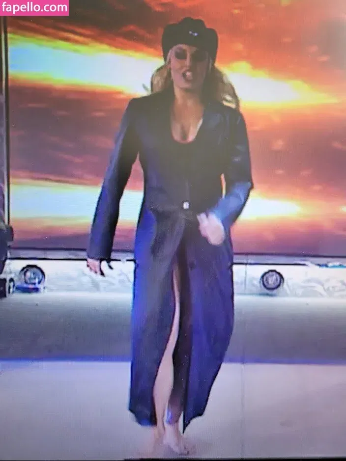 Trish Stratus Onlyfans Photo Gallery 