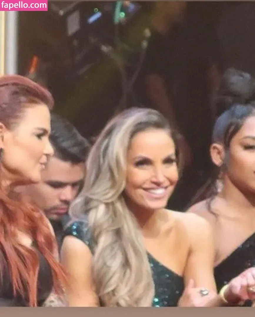 Trish Stratus Onlyfans Photo Gallery 