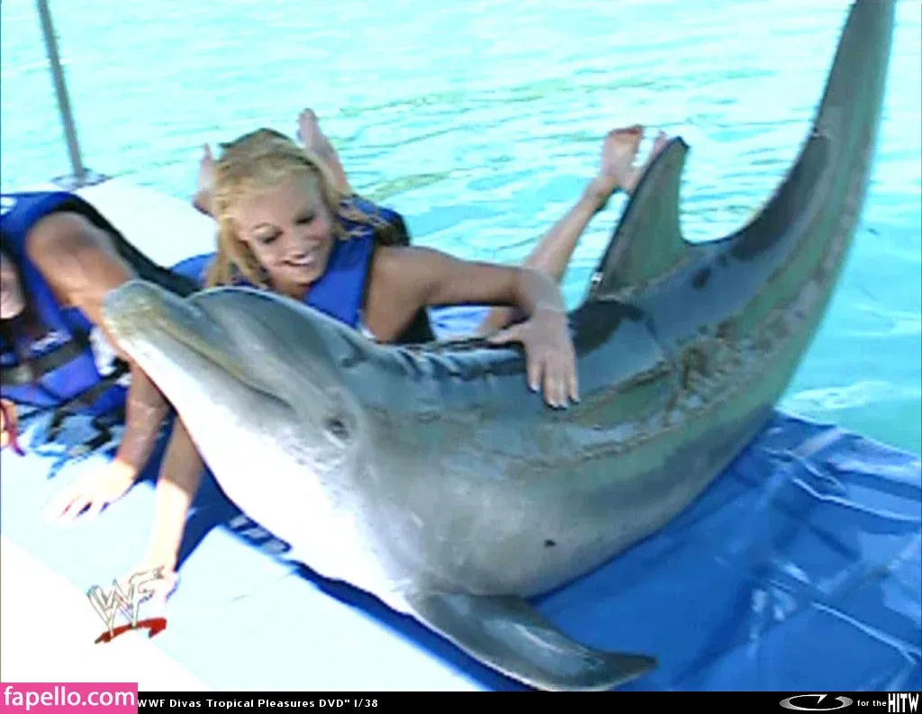 Trish Stratus Onlyfans Photo Gallery 