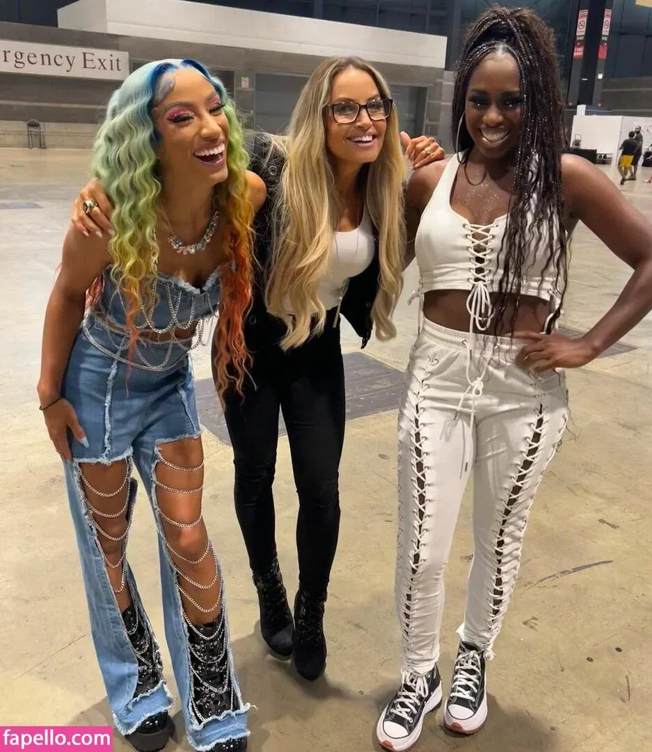 Trish Stratus Onlyfans Photo Gallery 