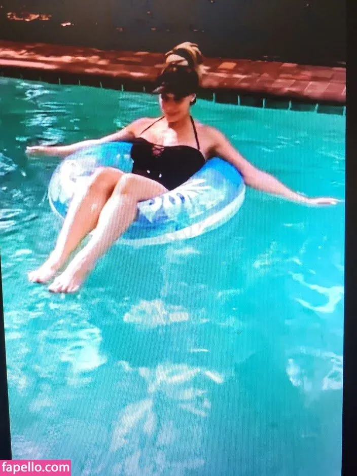 Trish Stratus Onlyfans Photo Gallery 