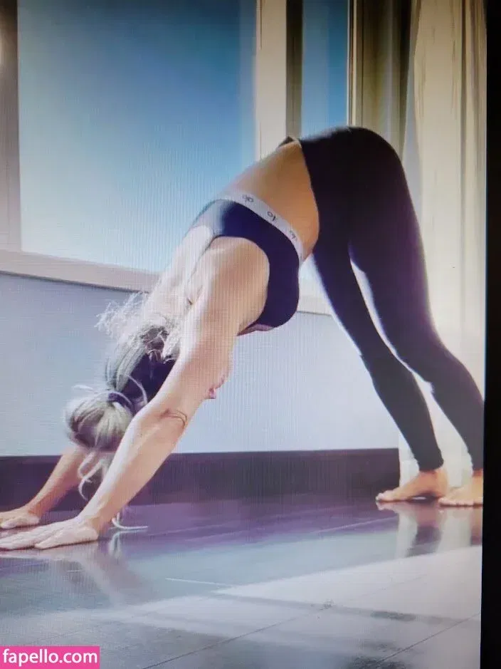 Trish Stratus Onlyfans Photo Gallery 