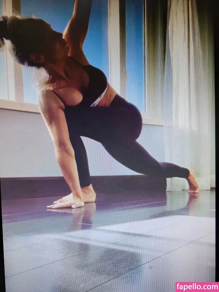 Trish Stratus Onlyfans Photo Gallery 