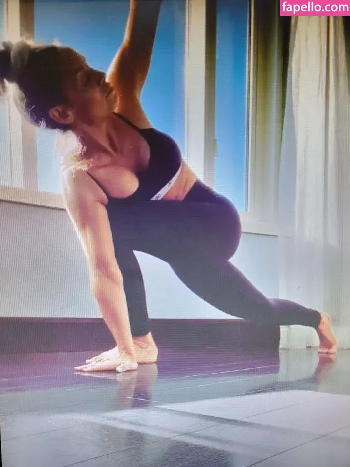 Trish Stratus Onlyfans Photo Gallery 