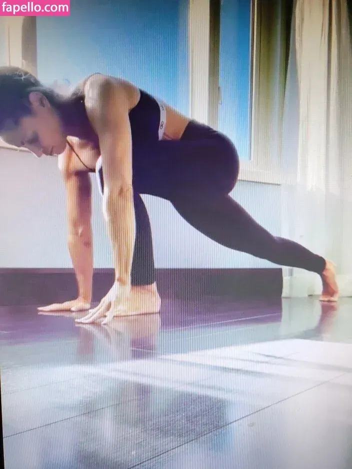 Trish Stratus Onlyfans Photo Gallery 