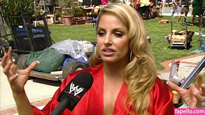 Trish Stratus Onlyfans Photo Gallery 