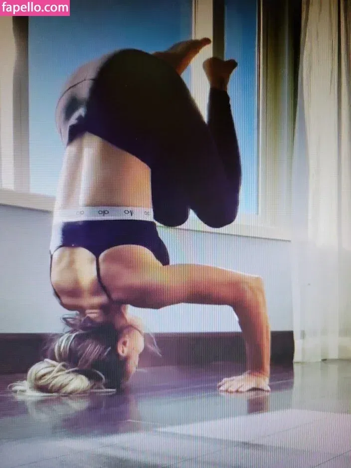 Trish Stratus Onlyfans Photo Gallery 