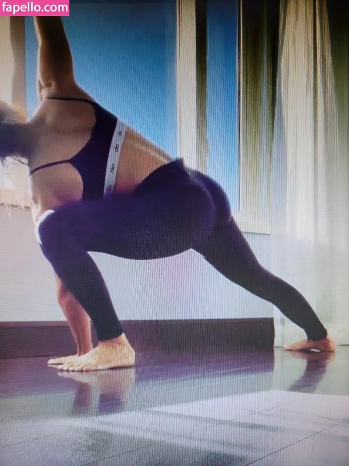 Trish Stratus Onlyfans Photo Gallery 