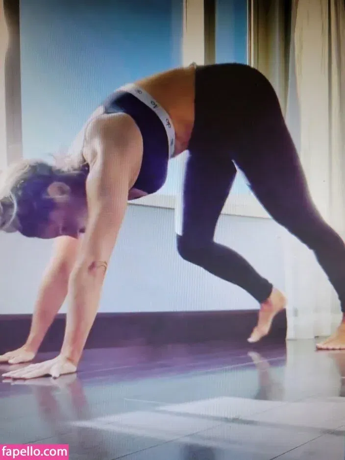 Trish Stratus Onlyfans Photo Gallery 