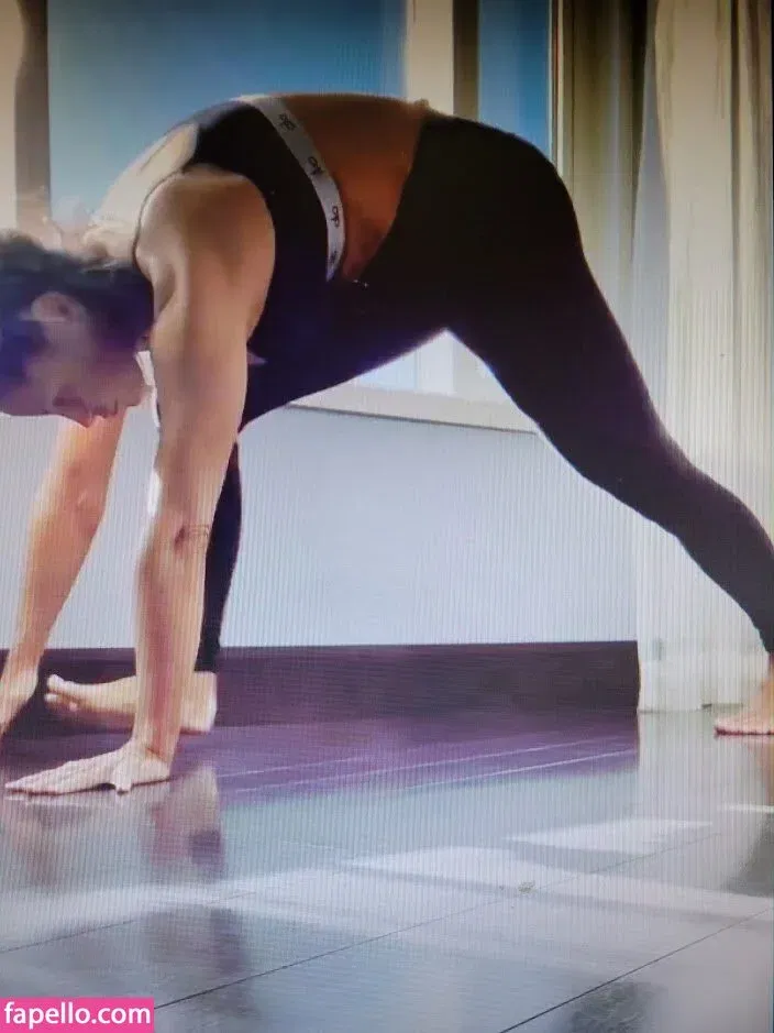 Trish Stratus Onlyfans Photo Gallery 