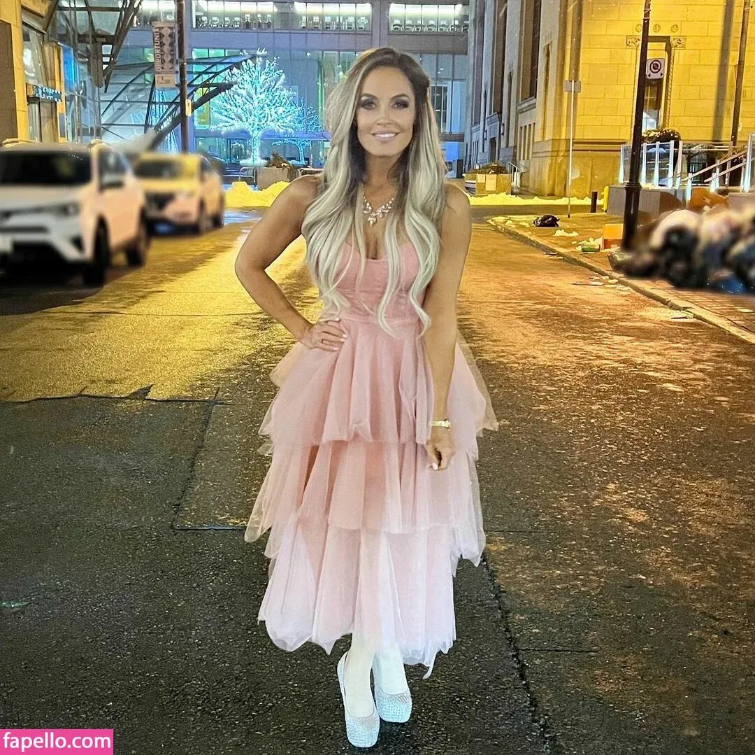 Trish Stratus Onlyfans Photo Gallery 