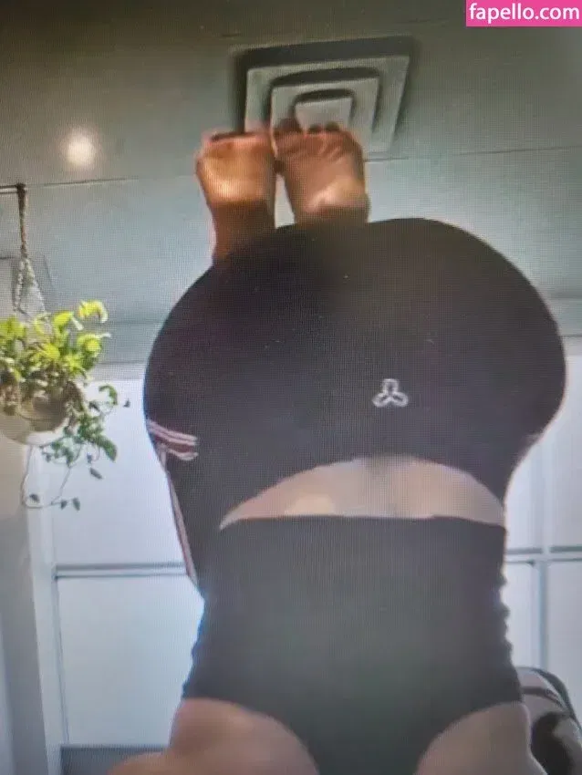 Trish Stratus Onlyfans Photo Gallery 