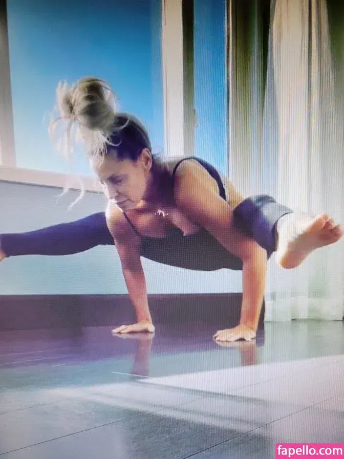 Trish Stratus Onlyfans Photo Gallery 