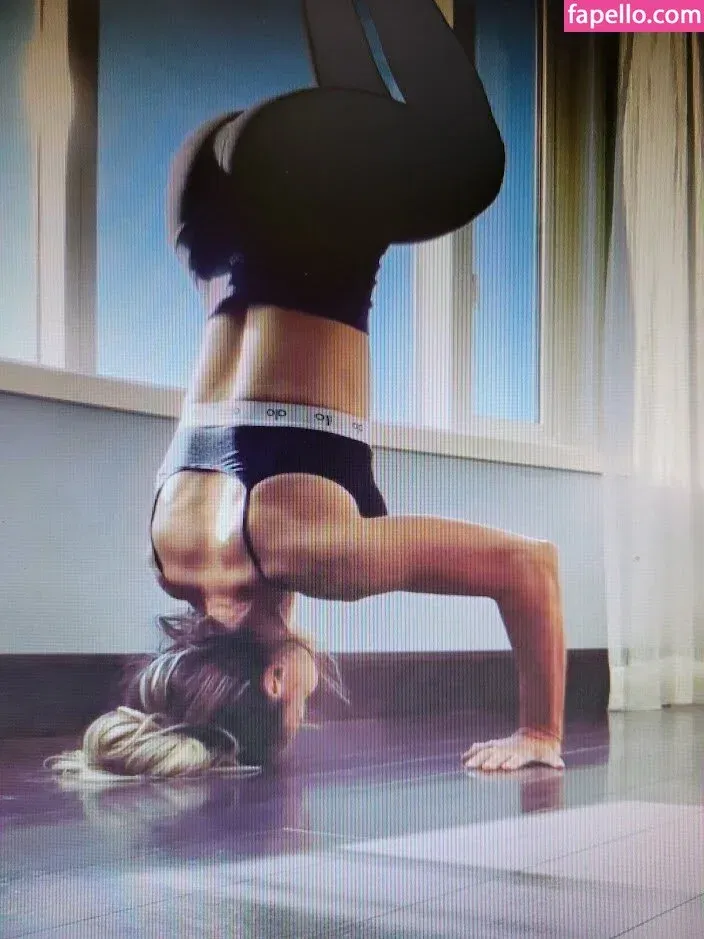 Trish Stratus Onlyfans Photo Gallery 