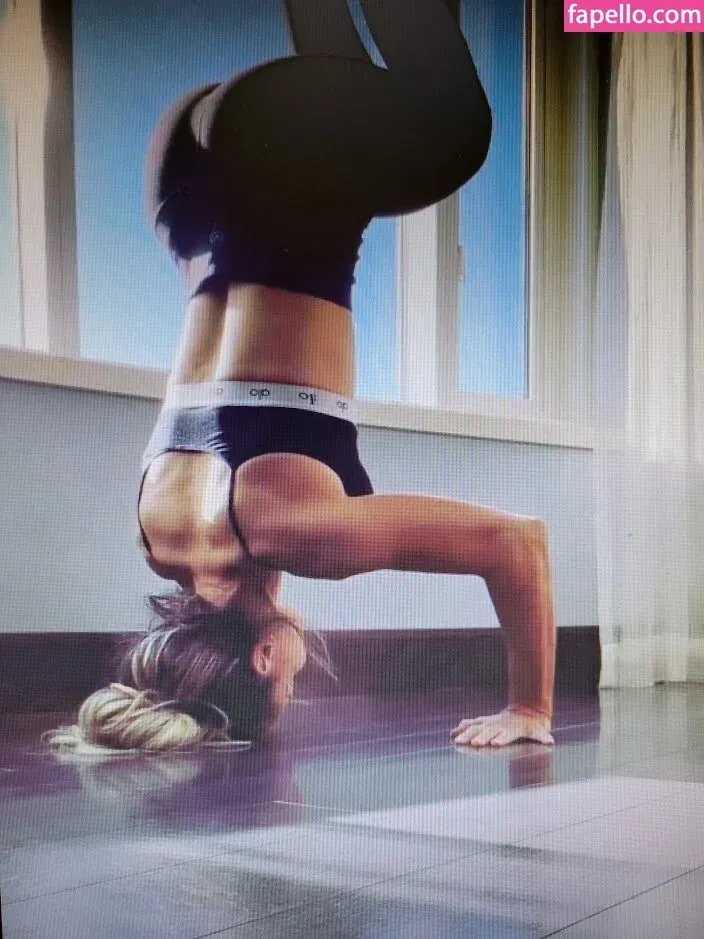 Trish Stratus Onlyfans Photo Gallery 