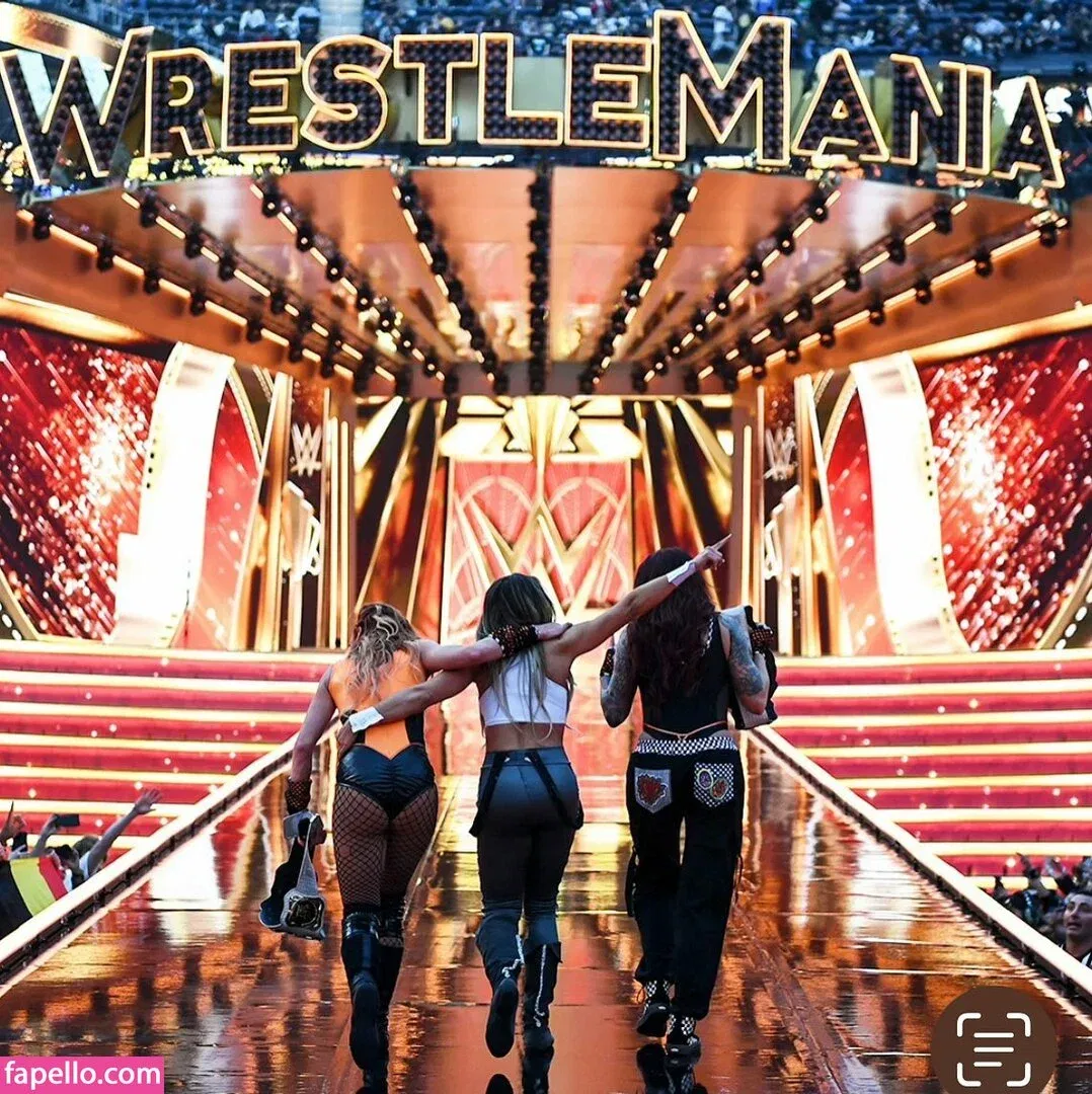 Trish Stratus Onlyfans Photo Gallery 