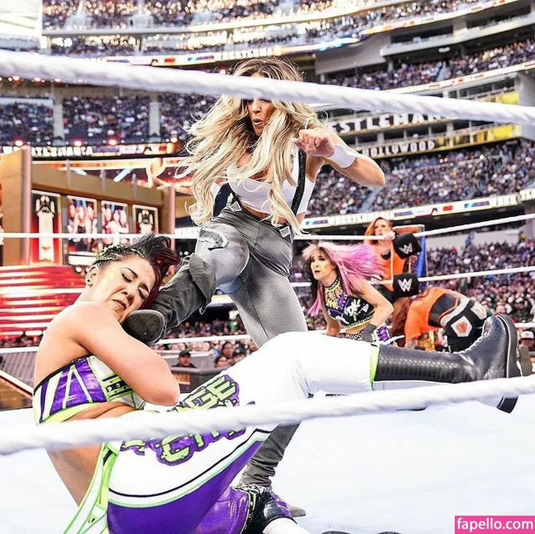 Trish Stratus Onlyfans Photo Gallery 