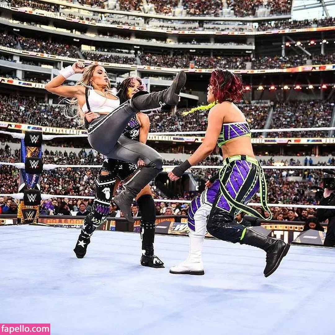 Trish Stratus Onlyfans Photo Gallery 