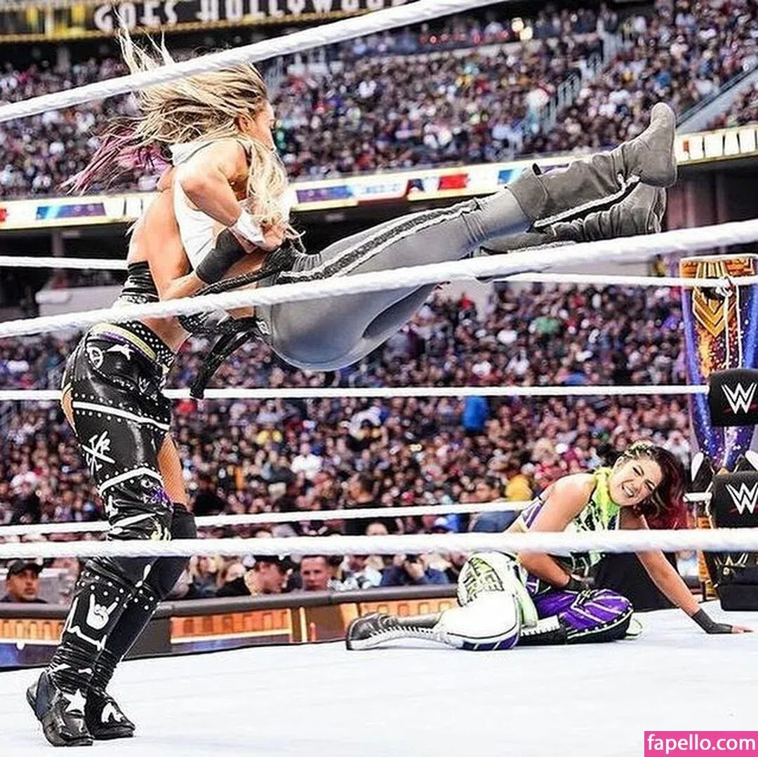 Trish Stratus Onlyfans Photo Gallery 