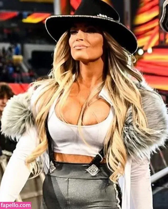 Trish Stratus Onlyfans Photo Gallery 