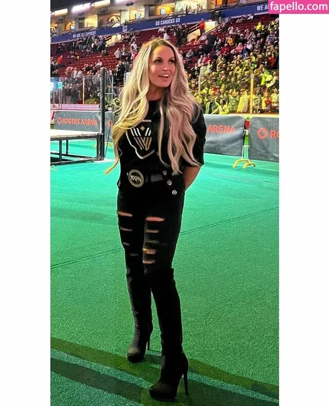 Trish Stratus Onlyfans Photo Gallery 