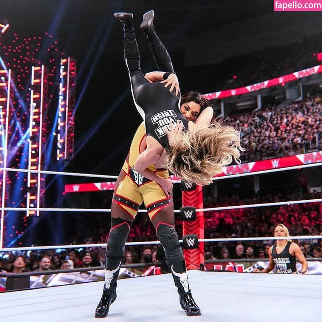 Trish Stratus Onlyfans Photo Gallery 