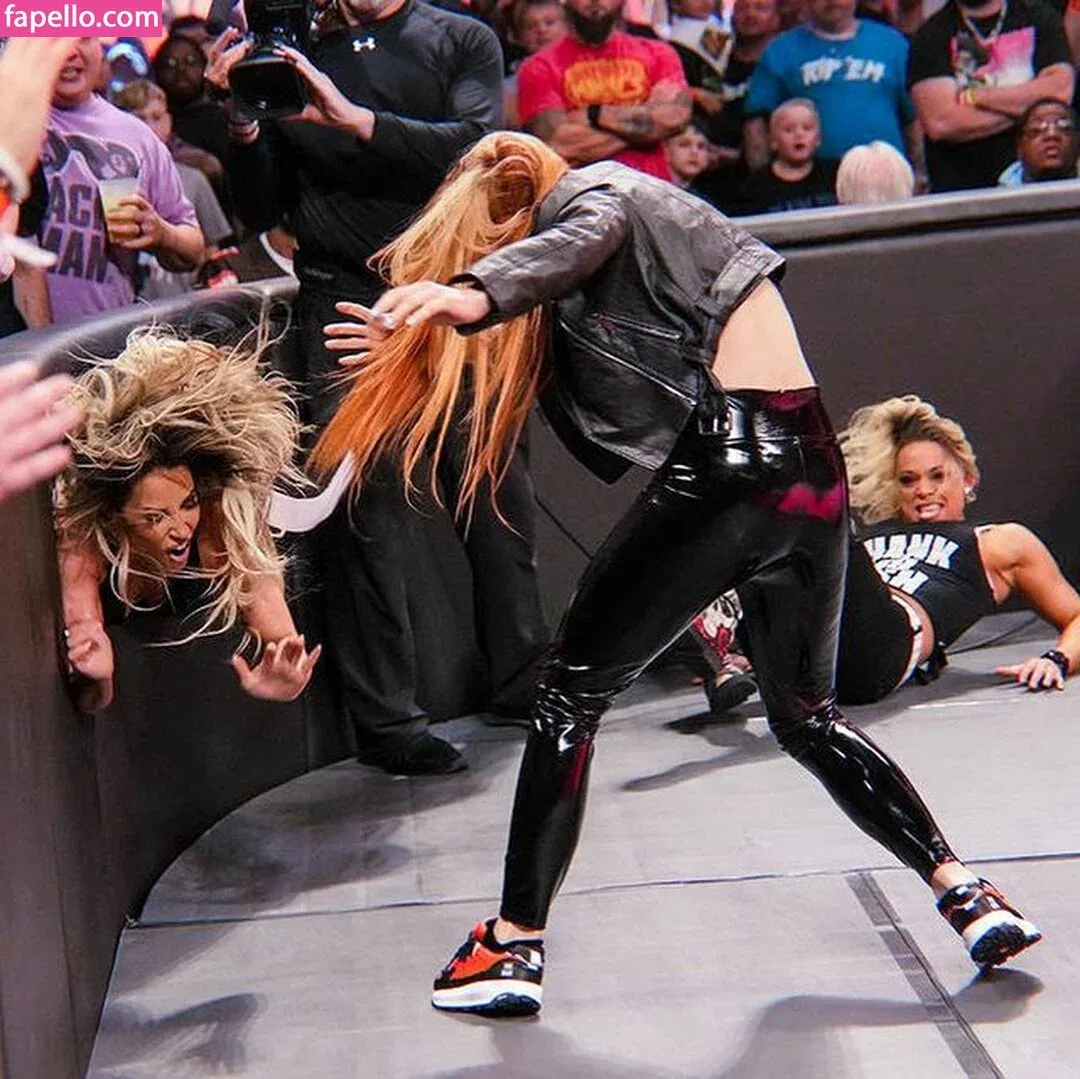 Trish Stratus Onlyfans Photo Gallery 