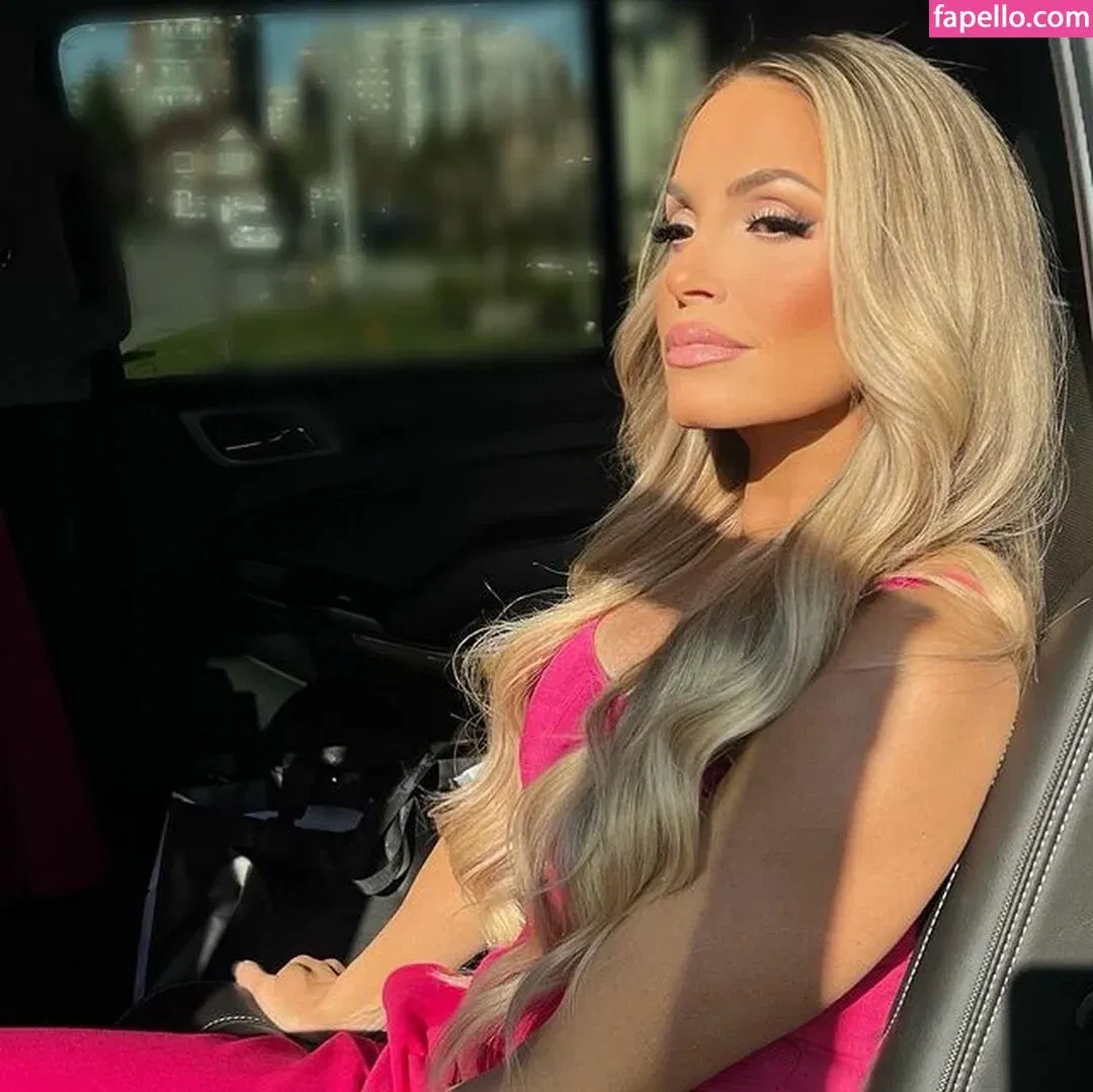 Trish Stratus Onlyfans Photo Gallery 