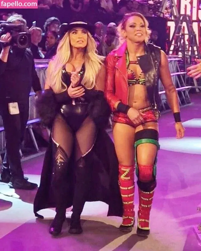 Trish Stratus Onlyfans Photo Gallery 