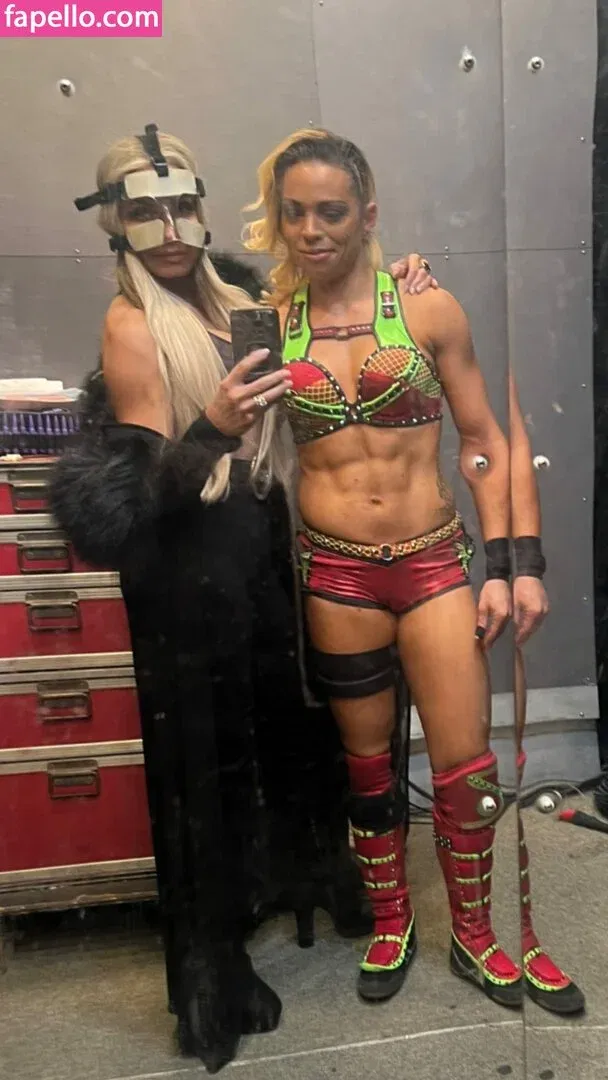 Trish Stratus Onlyfans Photo Gallery 