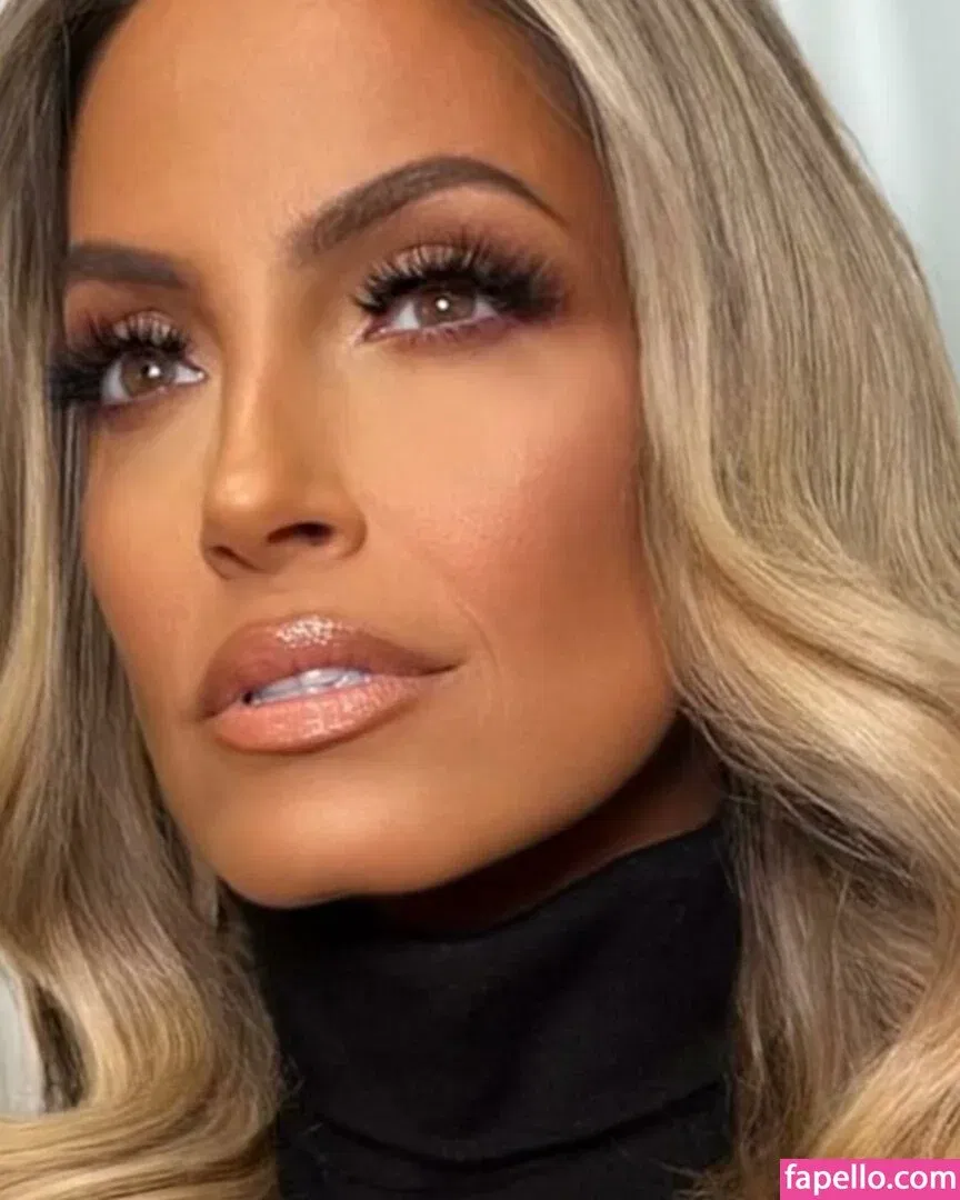 Trish Stratus Onlyfans Photo Gallery 