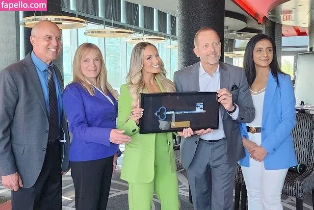 Trish Stratus Onlyfans Photo Gallery 