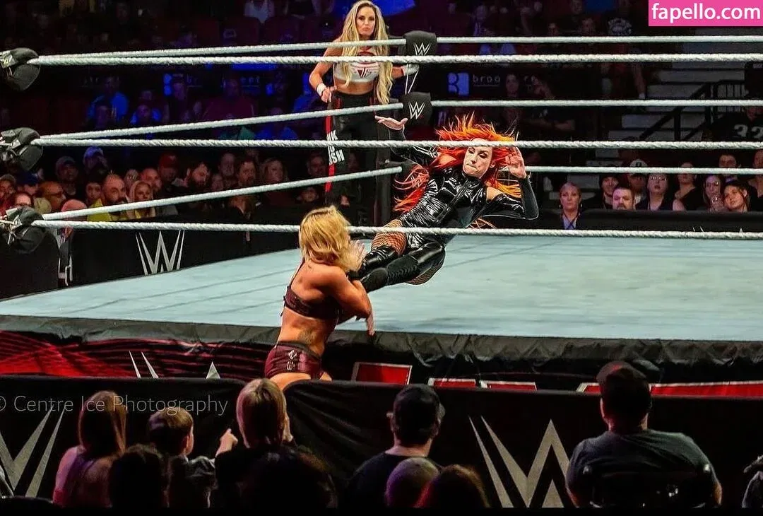 Trish Stratus Onlyfans Photo Gallery 