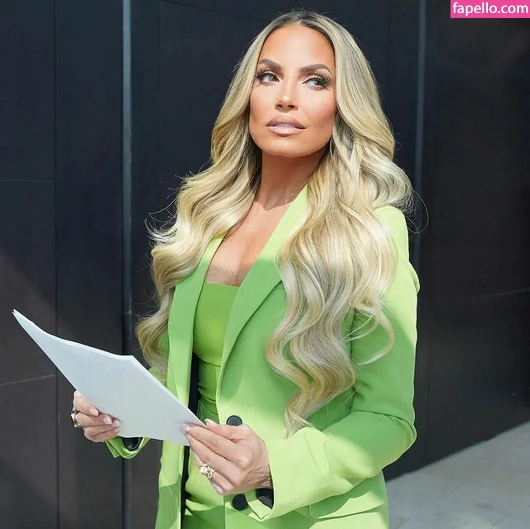 Trish Stratus Onlyfans Photo Gallery 