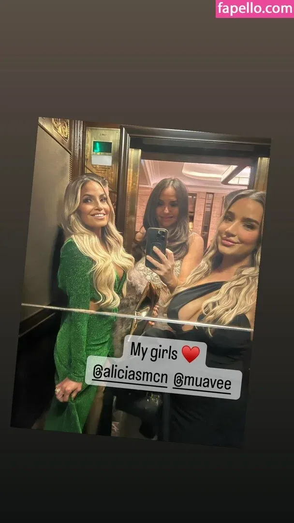 Trish Stratus Onlyfans Photo Gallery 