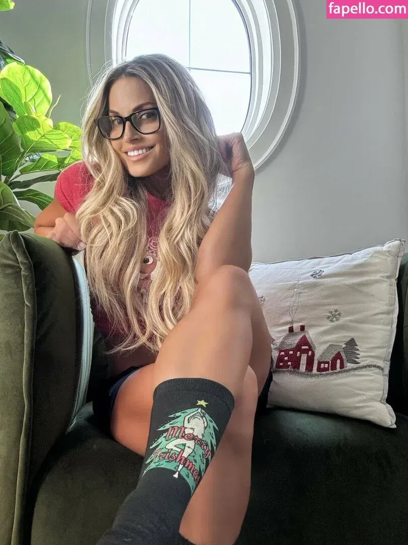 Trish Stratus Onlyfans Photo Gallery 