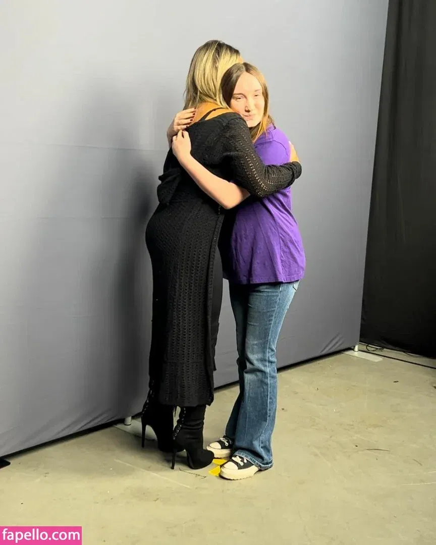 Trish Stratus Onlyfans Photo Gallery 