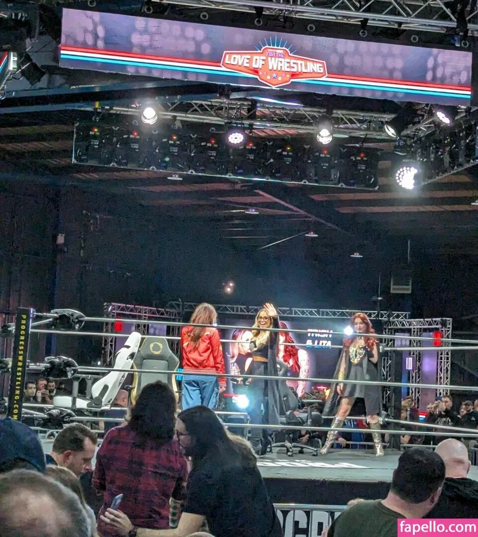 Trish Stratus Onlyfans Photo Gallery 