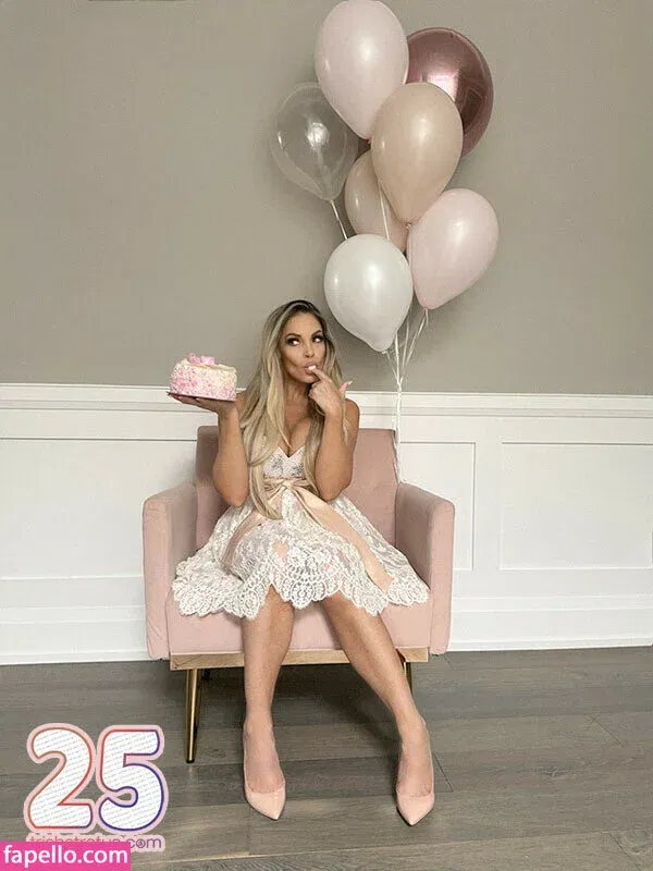 Trish Stratus Onlyfans Photo Gallery 