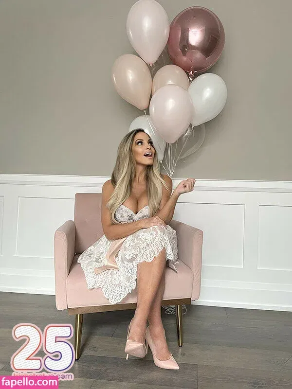 Trish Stratus Onlyfans Photo Gallery 