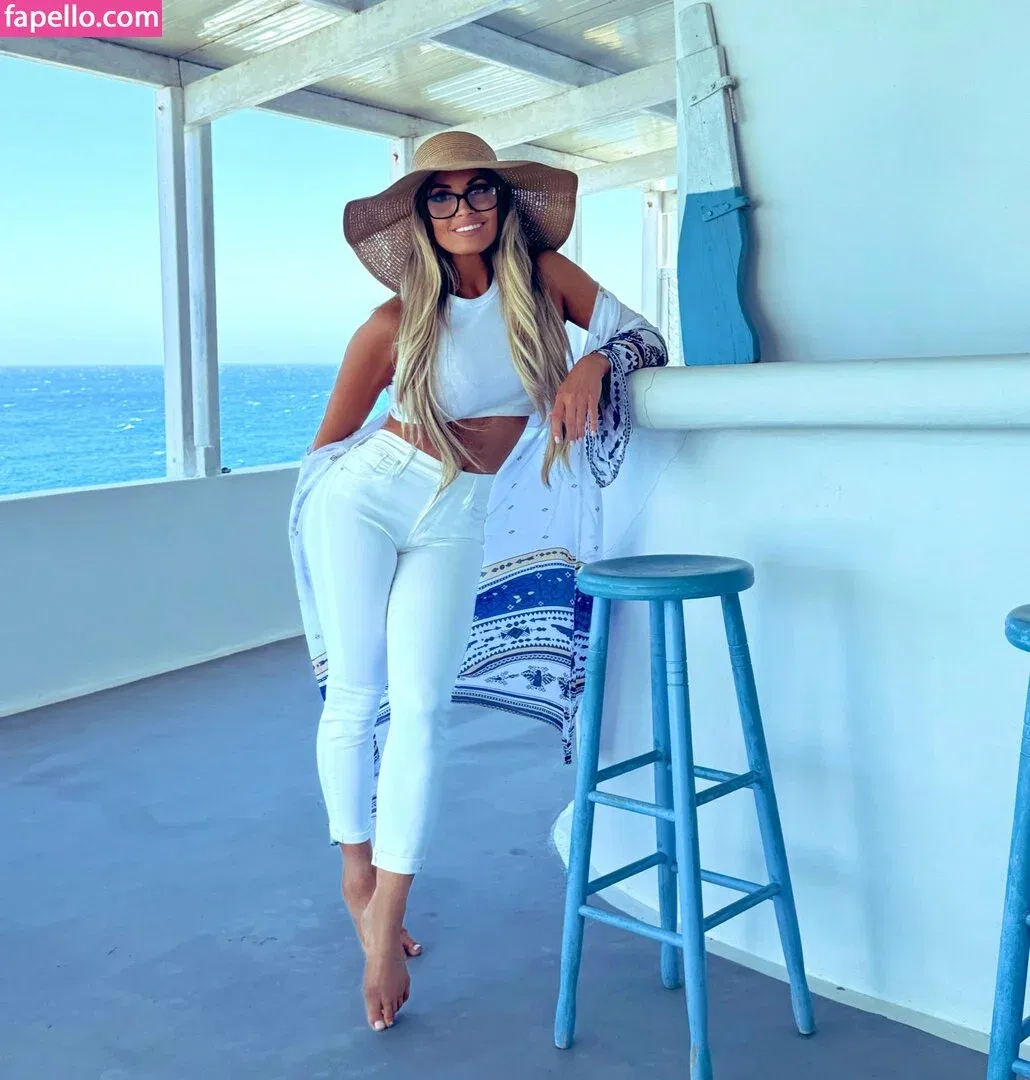 Trish Stratus Onlyfans Photo Gallery 