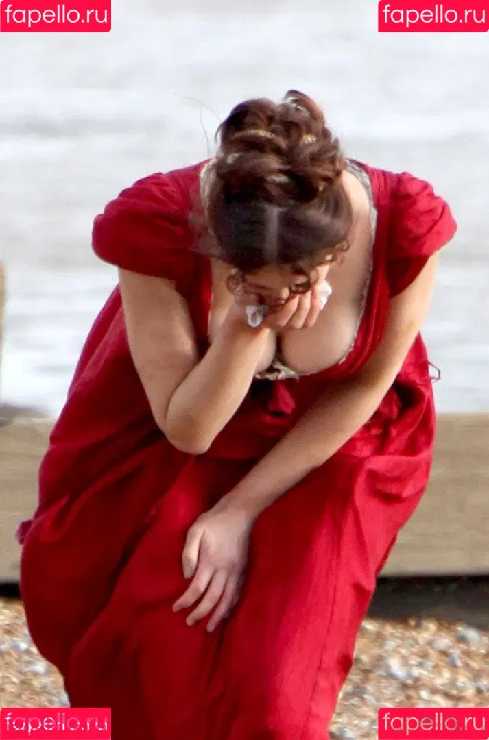 Gemma Arterton Onlyfans Photo Gallery 