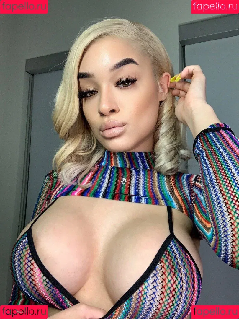 Mya Lashaun Onlyfans Photo Gallery 